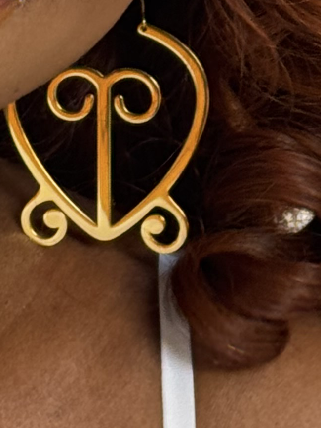 Love never loses its way home