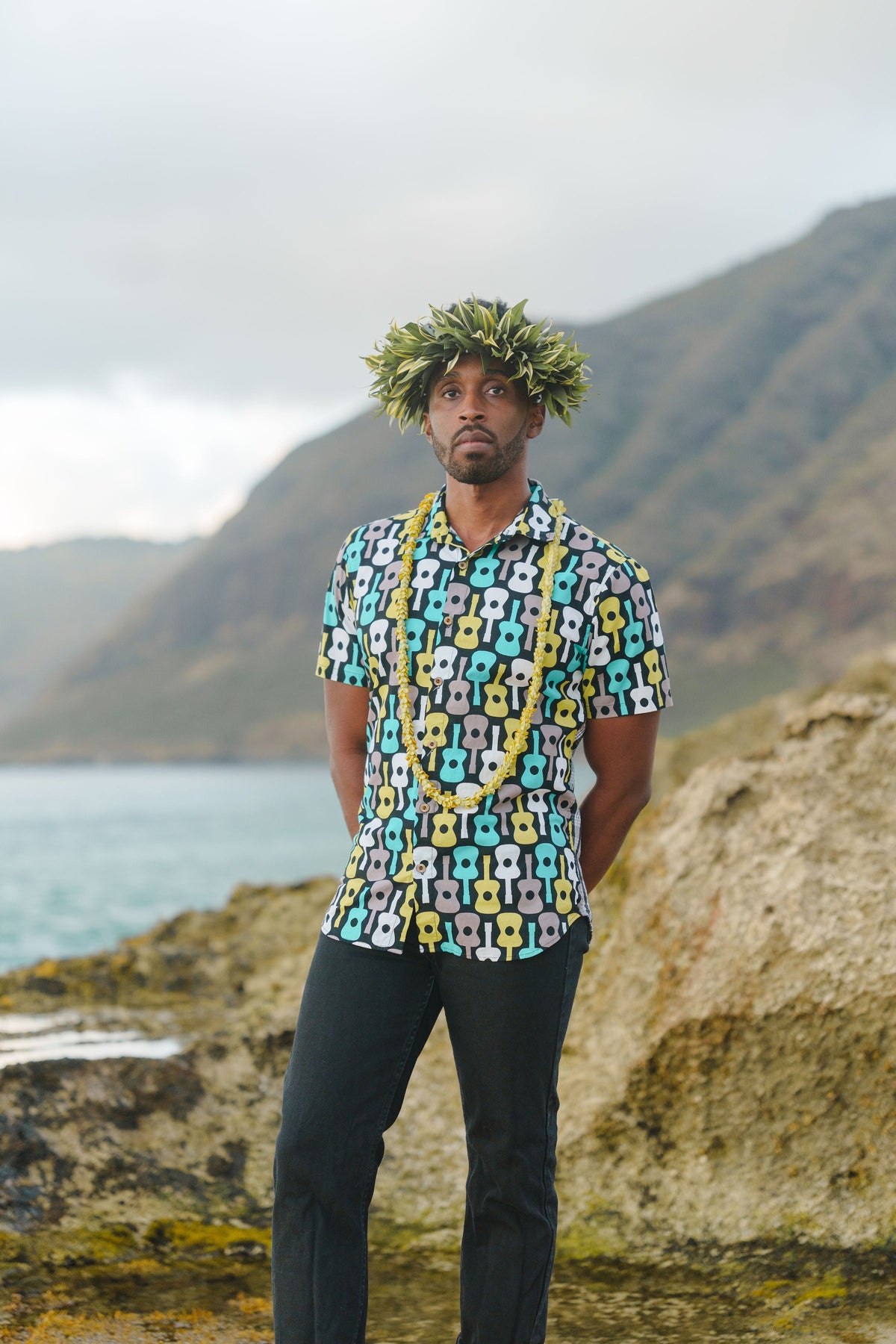 Cora Spearman Hawaii MENS UKULELE/PALAKA S/S "Kalani" Aloha Shirt