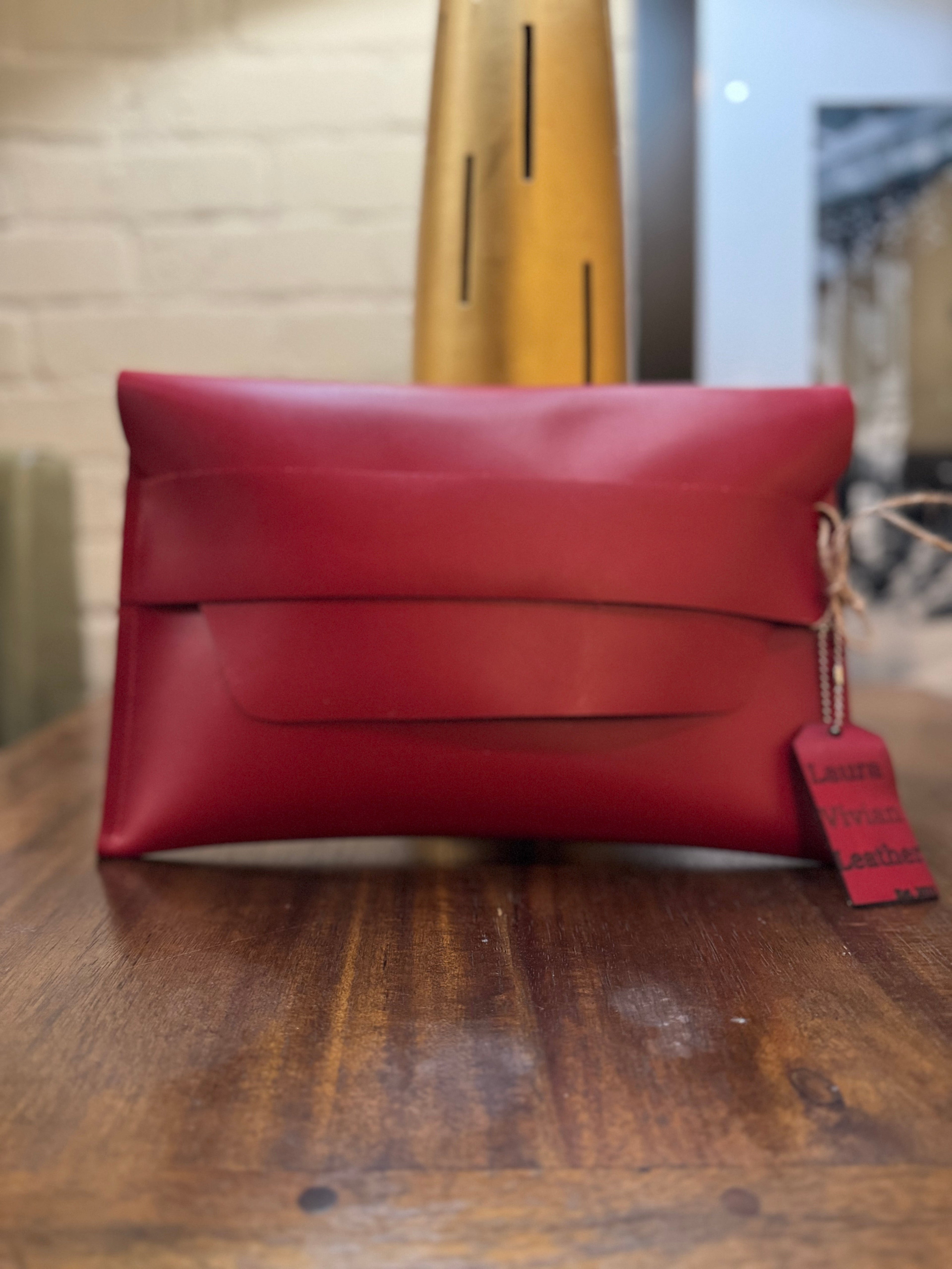 The Mae Clutch Solids