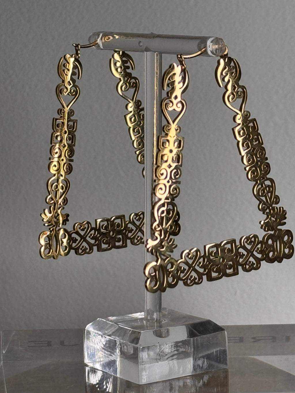 DOOR KNOCKERS- We R ONE edition