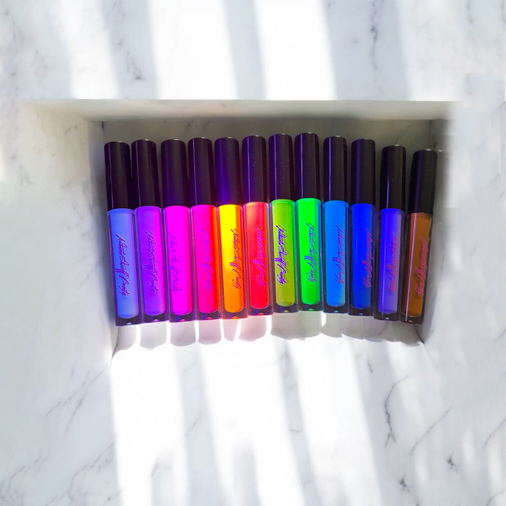 Ashunta Sheriff Beauty UV Vegan Paint Liners