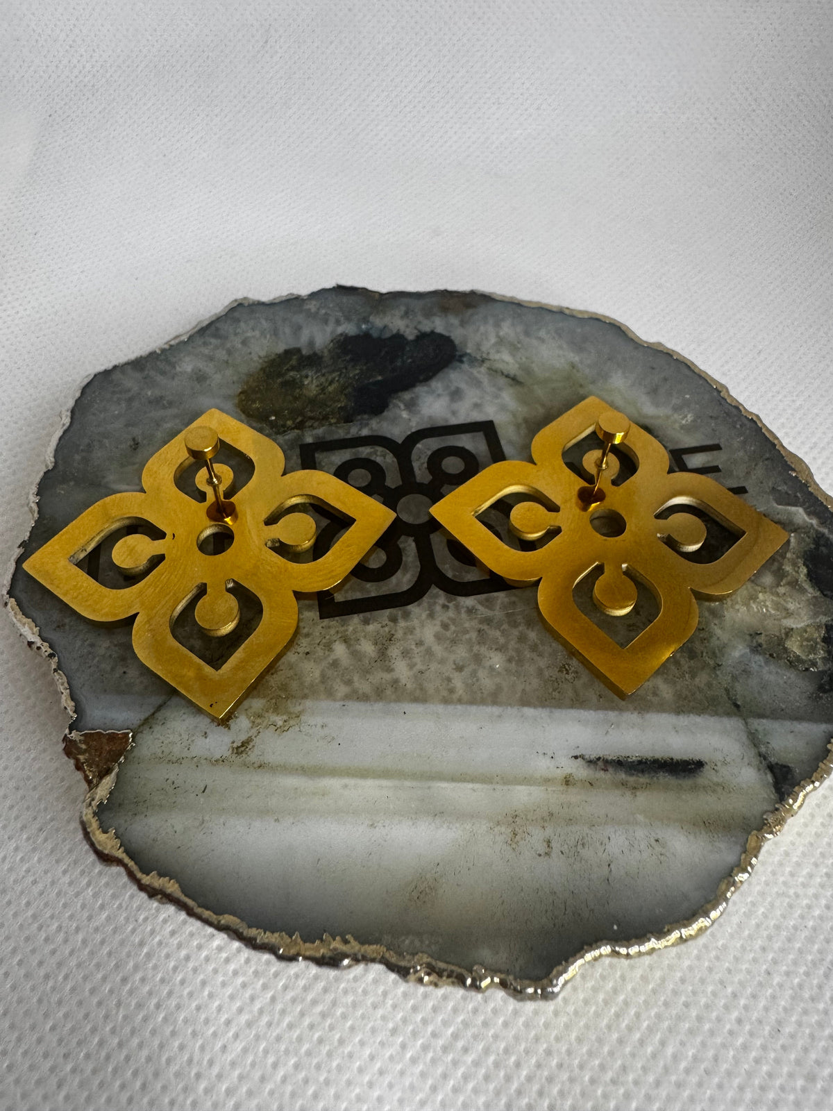 BESE SAKA (BIG BLESSINGS)- XL post studs