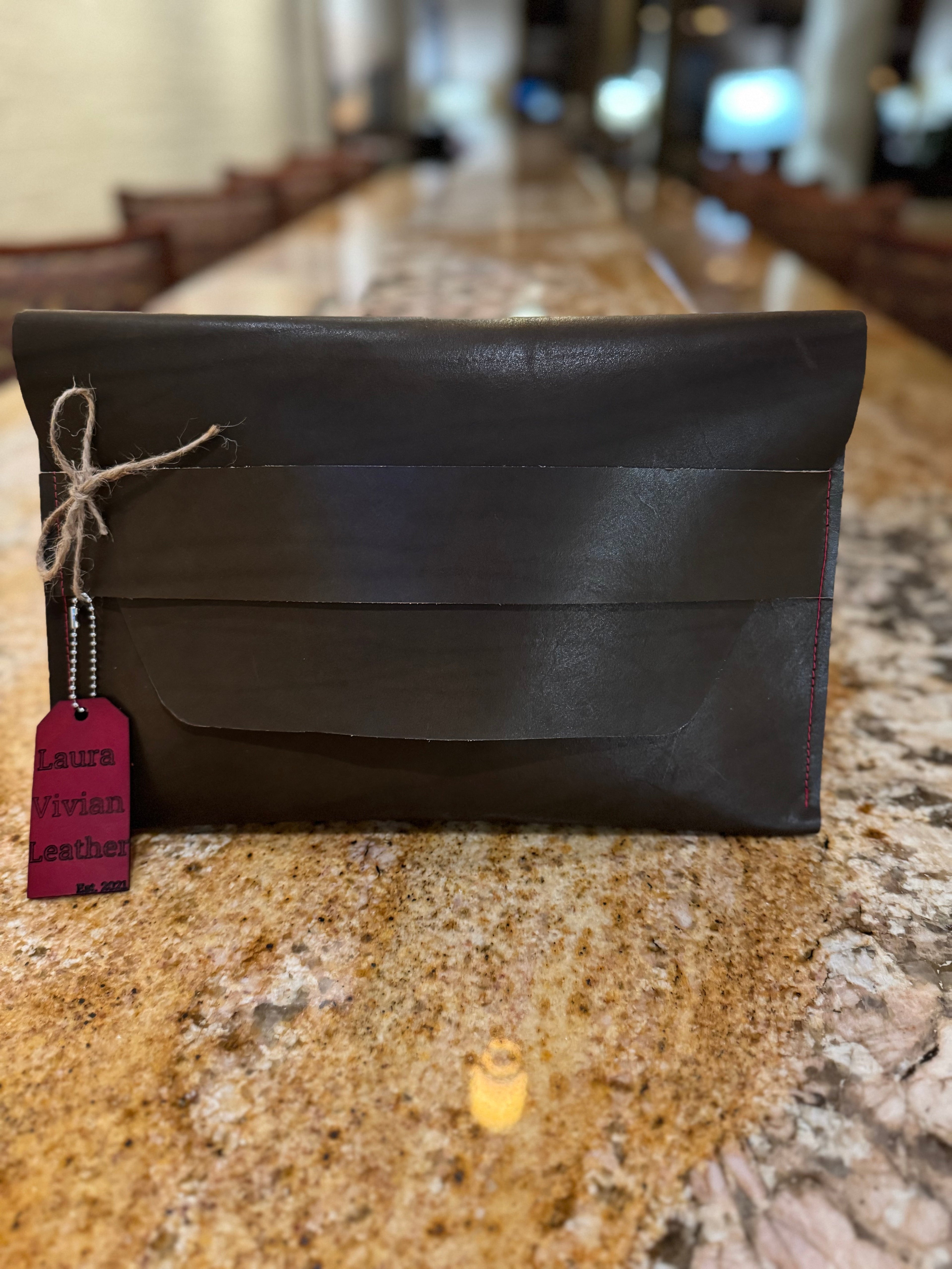 The Mae Clutch Solids