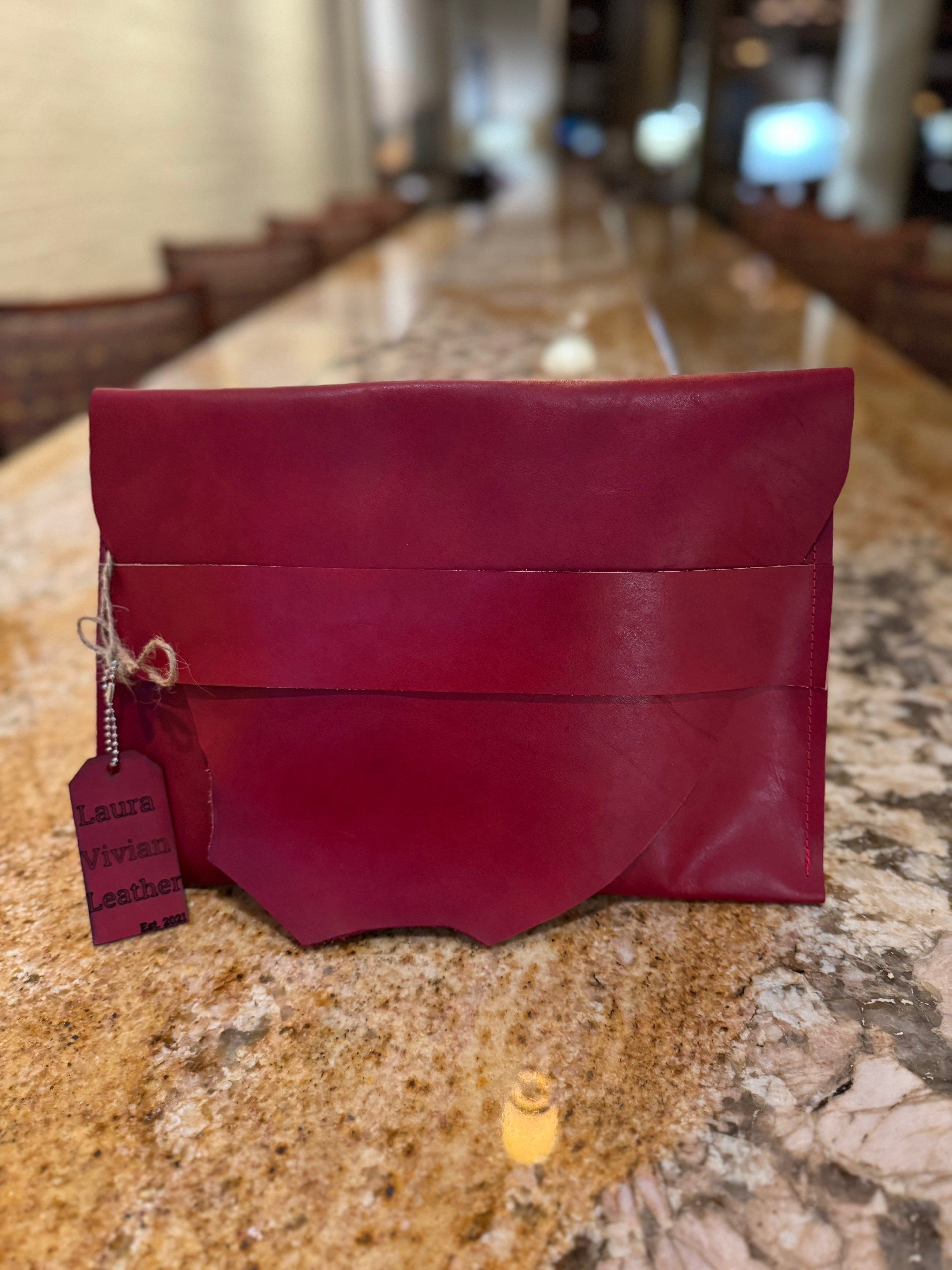 The Mae Clutch Solids