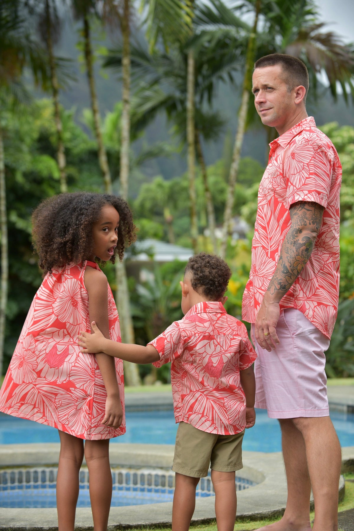 Cora Spearman Hawaii MENS Protea Watermelon S/S "Kalani" Aloha Shirt