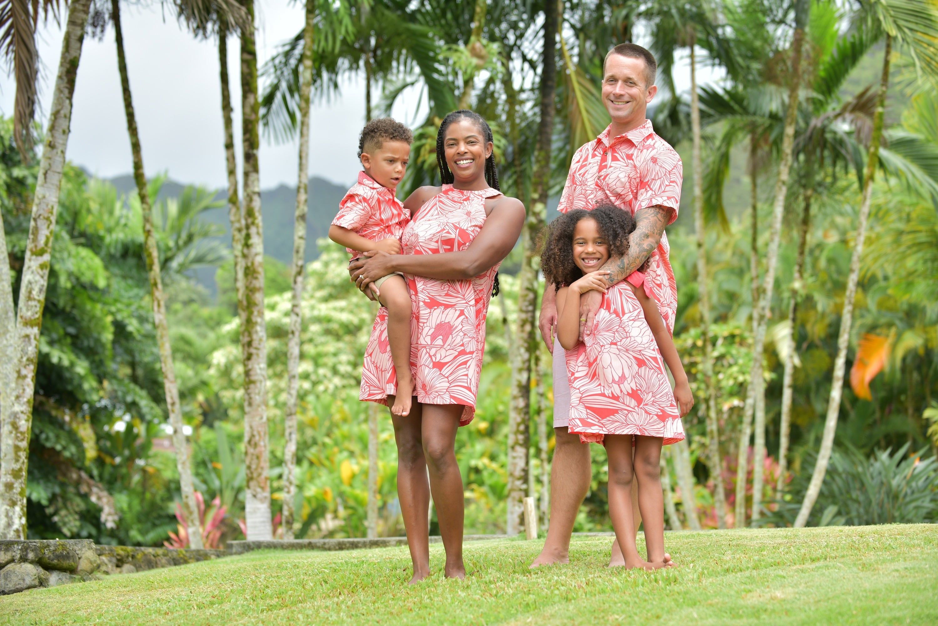 Cora Spearman Hawaii WOMENS Protea Watermelon Halter Neck Sheath Dress