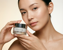 "Almond Beelight" Revitalizing Moisturizer