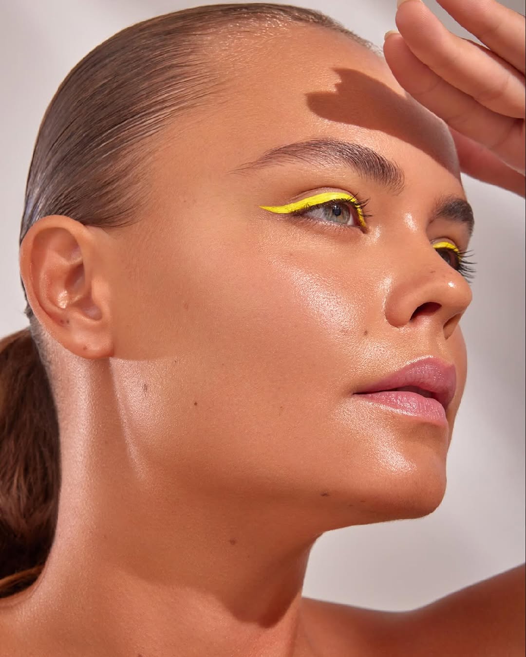 Ashunta Sheriff Beauty UV Vegan Paint Liners