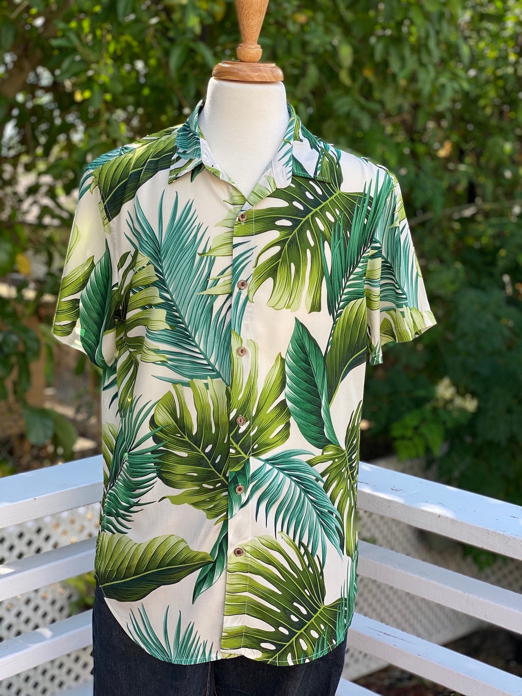 Cora Spearman Hawaii MENS Monstera 21 Ivory S/S "Kalani" Aloha Shirt
