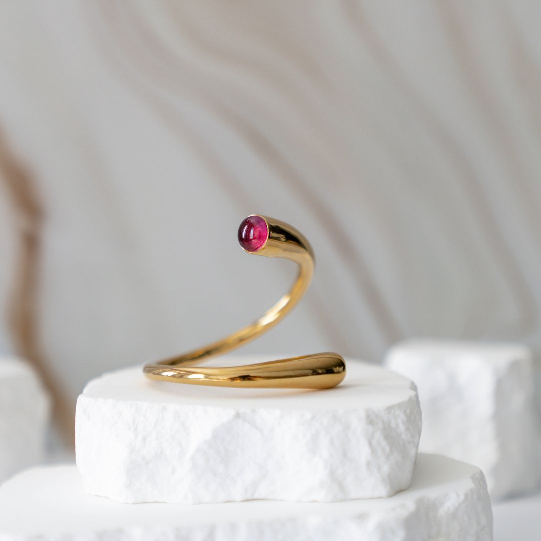 Twisted Glass Dash Cuff