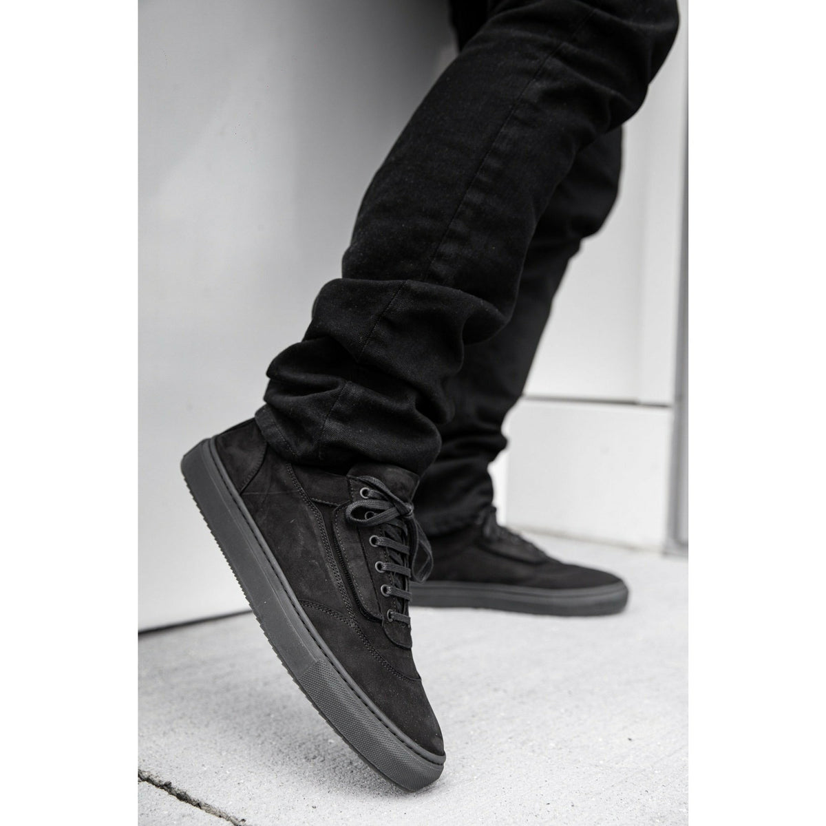 Bold Black