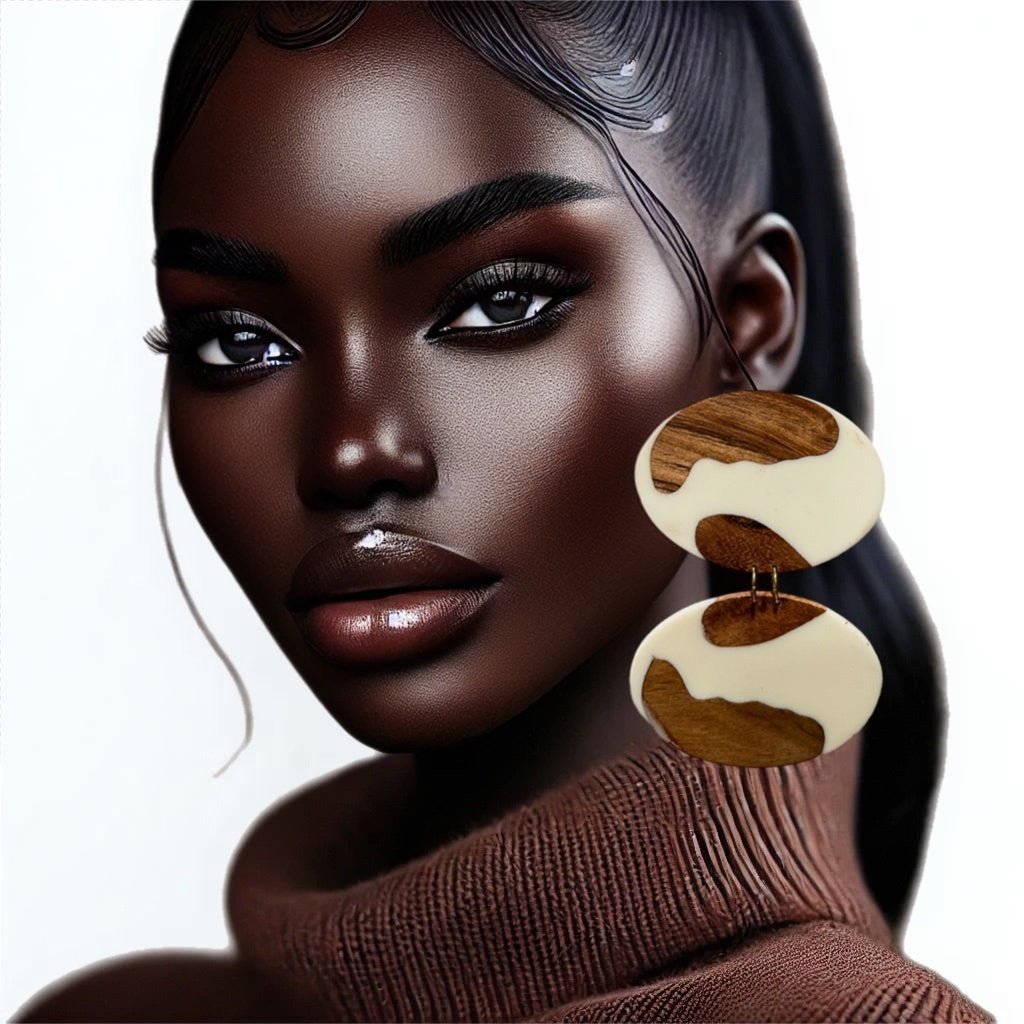 Café Au Laît Stud Earrings