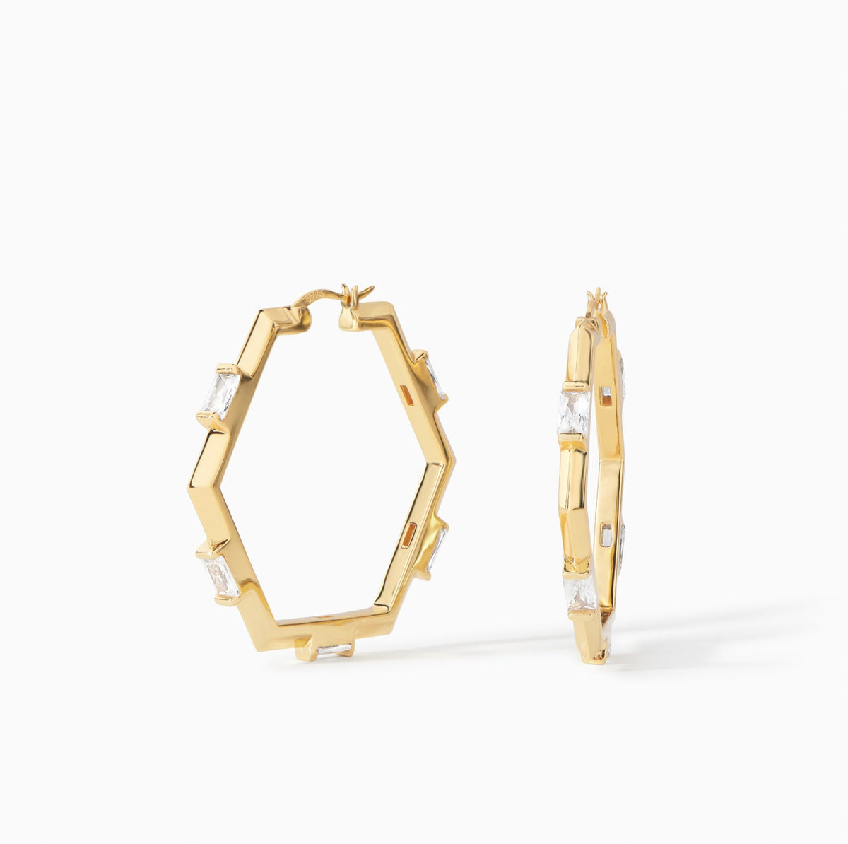 The Claire Hoop Earrings - Medium
