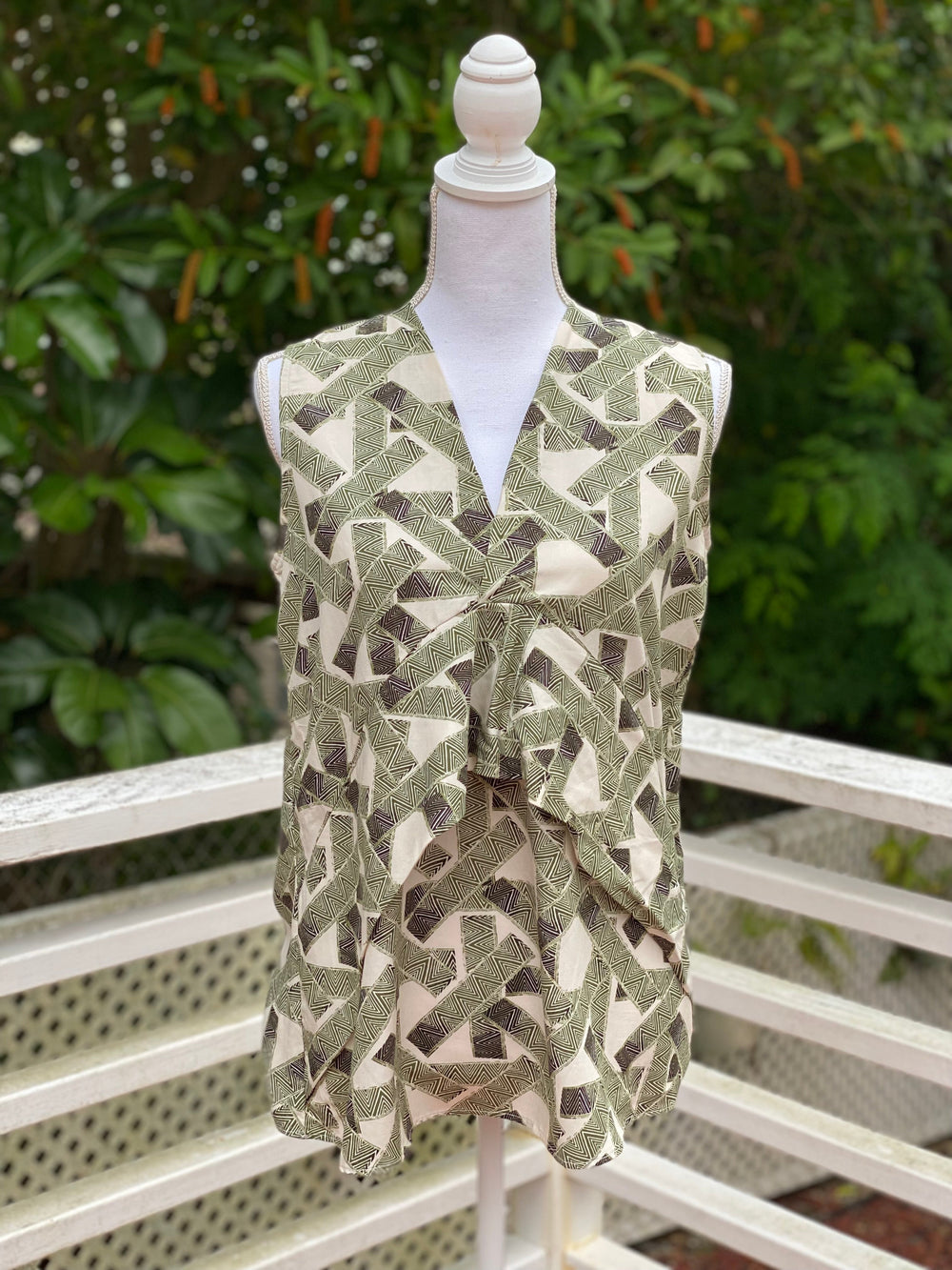 Cora Spearman Hawaii WOMENS Green Tribal Asymmetrical Top 