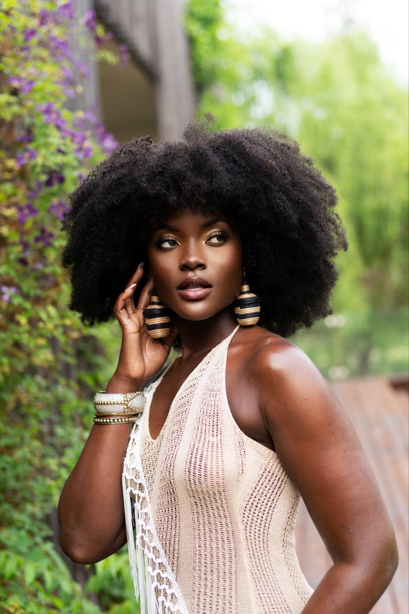 Kampire Bambaro Basket Earrings -black/ Gold