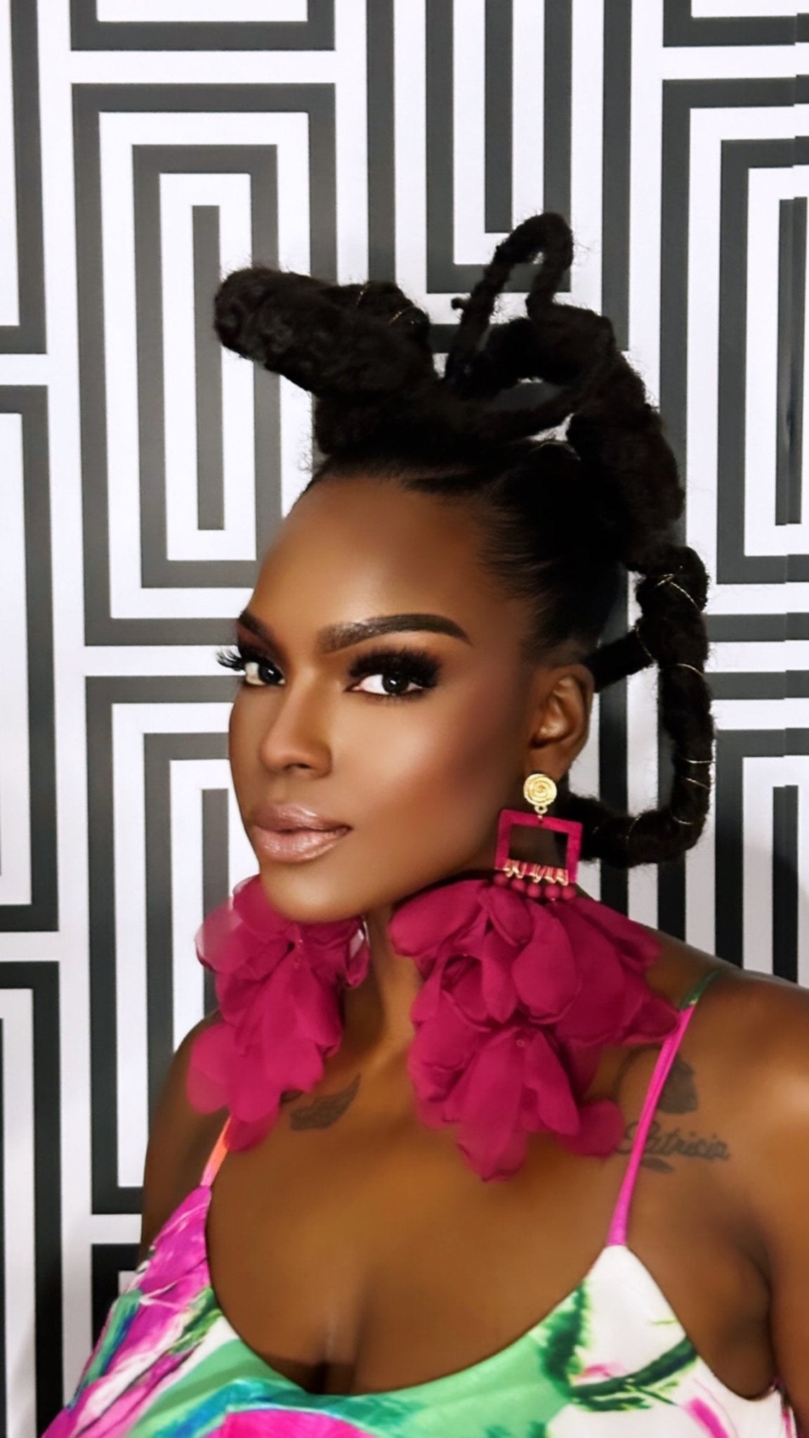 Nonso Square top flower petal earrings