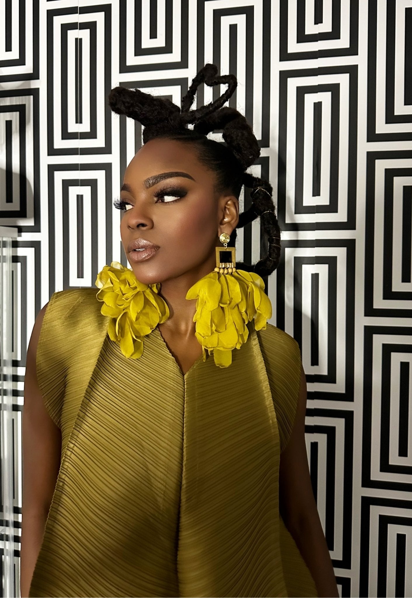 Nonso Square top flower petal earrings