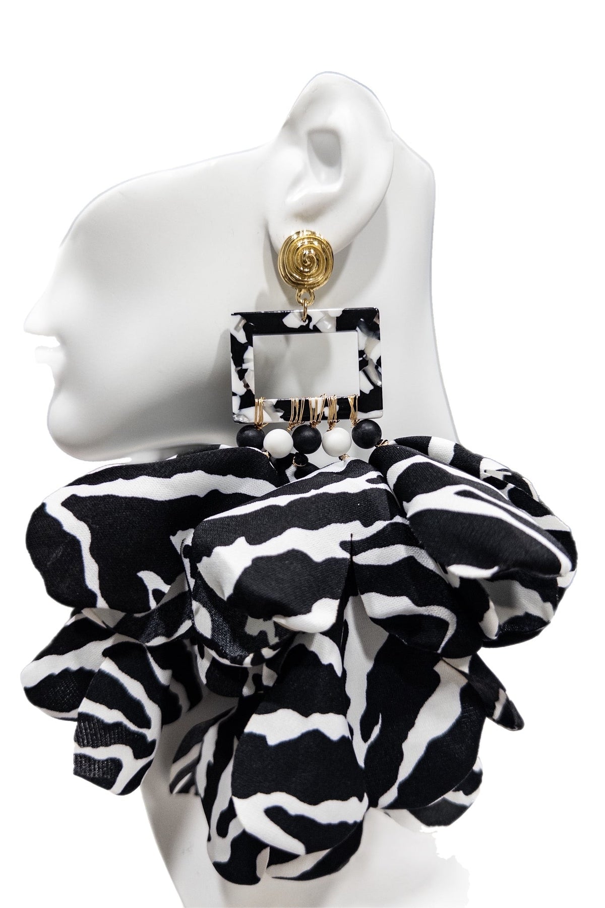 Nonso Flower Earrings
