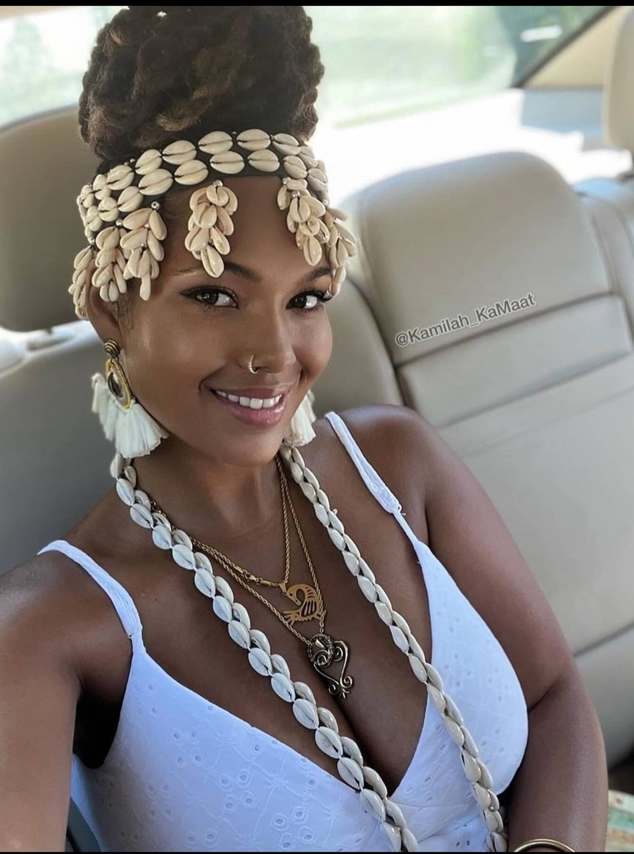 Obaa Serwaa cowry / cowrie shell choker or Reversible headpiece