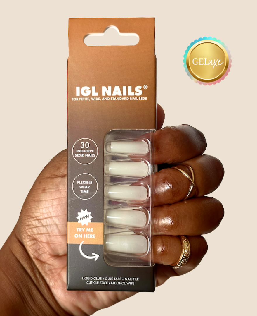 Snow Geluxe™ Nails – Milky White XL Square